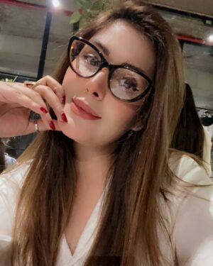 Aleezay Rasul Instagram - No One ☝️is You That Is Your Power 🧿💛

#bestlife #love #happy #lifestyle #motivation #instagood #life #travel #photography #family #happiness #instagram #selflove #goodvibes #best #summer #like #picoftheday #inspiration #friends #wellness #follow #goals #o