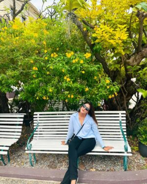 Aleezay Rasul Instagram - Be Your Own Palace, Or The 🌎 World is You Jail🧿💛 
 

#palace #supreme #architecture #travel #photography #thailand🇹🇭 #travelphotography #art #hypebeast #yeezy #castle #photooftheday #history #sale #jordan #streetwear #nike #india #offwhite #travelgram #instagood #luxury #love #palaceskateboards #europe #supremeforsale #picoftheday #bangkok
