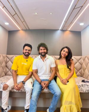 Alekhya Harika Instagram - 2022 lo “ Meet Cute” ani series , nani garu produce chesina series , ah series lo chinna character chesa 
Nani garini kalvadam edi na second time , he remembered and addressed me by that small character I played 
Left me with Happy tears 🥹 and he has been an unknown strength and just his Aura gives such a confidence to a person 

Truly “ Lots of Love “ to an amazing human being and incredible actor ❤️🧿

And can’t wait to watch HIT-3 on May 1st
