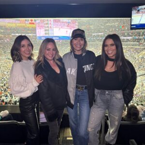 Alex Curry Instagram - Feb you were FUN 🤗✨