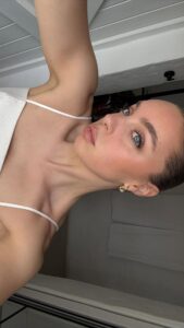 Actress Alexa Losey HD Photos and Wallpapers February 2025