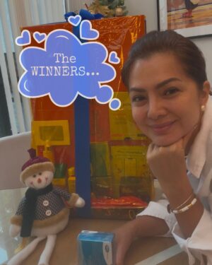 Alice Dixson Instagram - Congrats to this years 12 winners of my Holiday Baskets 🎉 
Pls expect a DM from @pynocareph on January 6 / 7 (sorry inabutan na tayo ng long holiday week)
If you are not following, you will not receive a message.
You will have 24 hours to reply, otherwise instructions on how to receive / claim basket will be given to our runner ups…
Kaya pls mark your calendars! 

Also mark January 6, next IG / FB LIVE ko 🤗🤗🤗🤗

Will you be a part of my next LIVE January 6, 5pm?