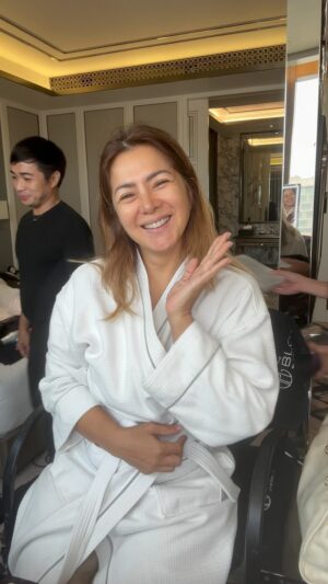 Alice Dixson Instagram - Trans•formation PART 1 🙈
Get ready with me…
#gmagalanight #gmagala2024 #gmaball2024 
😘 @juniesierra 
❤️ @kimcaravana 
💄@theblocbyjuniesierraandco
