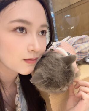 Alicha Sriprathak Instagram - 🐈