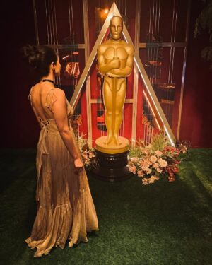 Alyssa Diaz Instagram - Mama's night to shine at the @disney pre Oscar party! Caught up with my @therookieabc mama squad @mekiacox and @jennadewan. Grateful for @maycup_ on makeup, @jrd_hairgod on hair, and @ritaghanimela on styling #girlsgottahavefun