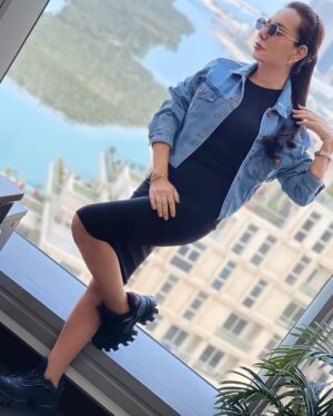 Amal Arafa Instagram - 👉🏻👉🏻

عازفة الكمان 🎻 

💄 @taraneh.sadeghi 
✂️ @mouheidin_mounajed 
📸 @mo_kheir_ali 
👗 @leenhazeempublic 

#amalarafa #amal #picsoftheday #photoshoot #instapic #instagram #instagood #instamood #emirates #abudhabi 
#أمل_عرفة #عازفة_الكمان #ديالا #الامارات #ابوظبي #ابو_ظبي #تصوير #مسلسل #جديد #دارما