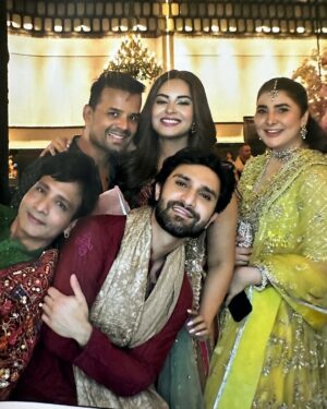 Amar Khan Instagram - Winters Mashup,December Dump💕