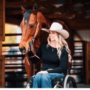 Amberley Snyder Instagram - 🥰 Pretty lucky with all these Valentines 💘 

#amberleysnyder #walkriderodeo #atppower #frenchopen #tinktink #elliemae #fairytalewedding