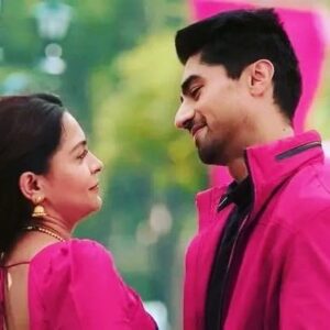 Ami Trivedi Instagram - Dont have a single individual pic with you(coz we never have our phones on set) but every pic of Abhi-Manjari speaks about the rapport we share on and off screen. My favourite co-actor, one of my favorite human beings and the heart throb of millions(I know from the million msgs I receive on social media!) Truly an inspiration..an institution! Thank you for being you. Happiest birthday to you "pumpkin" @harshad_chopda ( that settles our score with "munchkin";D)