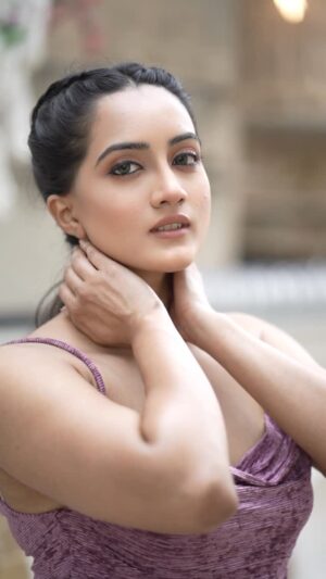 Amika Shail Instagram - 🎀💞

.
.
#Amikashail #reels #positivity