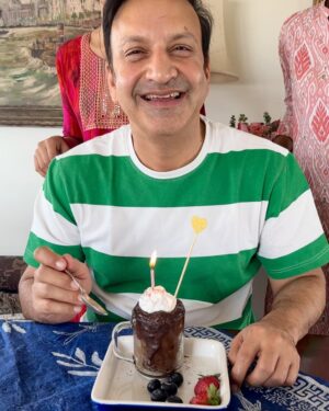 Amrita Raichand Instagram - To the man who surprising I fall in love with even more with every passing year… you are the best & I have no idea what I’ve done to deserve you ❤️ Thu Thu Thu- I’m damn sure we will have a massive fight (another one of many tomorrow itself 😂🙈) 

And now let’s talk about the breakfast - So I woke up late today & suddenly heard hubby telling someone that he’s going to have breakfast made by wifey!!! Huh?! I had slept late at night trying to make a really nice birthday reel on my own for my hubby & have been busy trying to find him a padel raquet (his latest obsession) but at that moment I realised that all anyone ever wants from me is ONLY FOOD! 

So here’s what was on my hubby’s birthday breakfast table this morning 😋 (FYI this is my most favourite meal to make and my hubby’s to eat) ☺️
Truffle Eggs 
Guacamole on Toast 
Sheet-Pan Sausages on a bed of Arugula 
Prosciutto platter with edam cheese & some olives 
Buttered sourdough with Truffle Honey and homemade strawberry jam  Freshly squeezed Orange juice 
For the finale, an on the spot created - Banana & chocolate Mug cake with whipped cream, a dusting of cocoa with a little magic candle for the birthday boy! 😘 

P.S-  Enjoy the absolute unfiltered footage that I’ve shared with you guys from the morning…the 3rd slide will totally crack you guys up …😂🙈
#amritaraichand #chefandbeyond #unfiltered #birthdaybreakfast #asrworld #cheflife