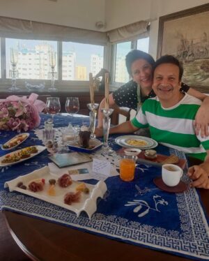 Amrita Raichand Instagram - To the man who surprising I fall in love with even more with every passing year… you are the best & I have no idea what I’ve done to deserve you ❤️ Thu Thu Thu- I’m damn sure we will have a massive fight (another one of many tomorrow itself 😂🙈) 

And now let’s talk about the breakfast - So I woke up late today & suddenly heard hubby telling someone that he’s going to have breakfast made by wifey!!! Huh?! I had slept late at night trying to make a really nice birthday reel on my own for my hubby & have been busy trying to find him a padel raquet (his latest obsession) but at that moment I realised that all anyone ever wants from me is ONLY FOOD! 

So here’s what was on my hubby’s birthday breakfast table this morning 😋 (FYI this is my most favourite meal to make and my hubby’s to eat) ☺️
Truffle Eggs 
Guacamole on Toast 
Sheet-Pan Sausages on a bed of Arugula 
Prosciutto platter with edam cheese & some olives 
Buttered sourdough with Truffle Honey and homemade strawberry jam  Freshly squeezed Orange juice 
For the finale, an on the spot created - Banana & chocolate Mug cake with whipped cream, a dusting of cocoa with a little magic candle for the birthday boy! 😘 

P.S-  Enjoy the absolute unfiltered footage that I’ve shared with you guys from the morning…the 3rd slide will totally crack you guys up …😂🙈
#amritaraichand #chefandbeyond #unfiltered #birthdaybreakfast #asrworld #cheflife