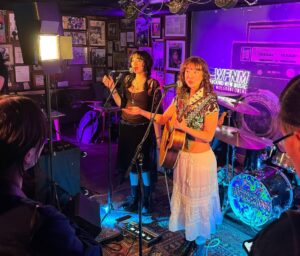 Amy Anderson Instagram - So proud of my girl ❤️ 

Thank you to everyone who came out to support live artists last night and thank you @wfnm @hotelziggy @grantowensmusic for all you do to promote up and coming musicians!

Video clips, new song releases coming soon! 🎶

#aubreyandersonemmons #francesanderson #hollywood #sunsetstrip #livemusic #indiemusic