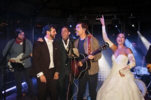 Ana Guerra Instagram - Por si ayer os pedisteis matrimonio aquí tienes a esas personas que hicieron de nuestra boda un cuento perfecto ❣️