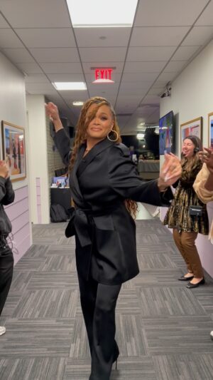 Andra Day Instagram - @andradaymusic at the JHud show!