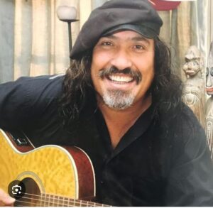 Andrea Tessa Instagram - Descansa en paz, Negro. Hasta el último respiro gozaste la vida. Recorriste el mundo, lo pasaste bien. Miembro fundador del “Opus Night”, como decías en broma. Vuela alto, hacia tu luna llena, hacia la paz eterna. Seguro que habrá Musica en tu despedida, tal cual pediste.