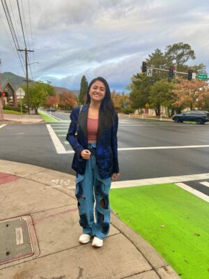 Andriani Marshanda Instagram - Thank you for seeing me differently.

Wardrobe
Blazer by @renzilazuardi
Pants by @lookatheratelier