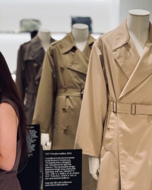 Andriani Marshanda Instagram - Autumn, Winter, @burberry
