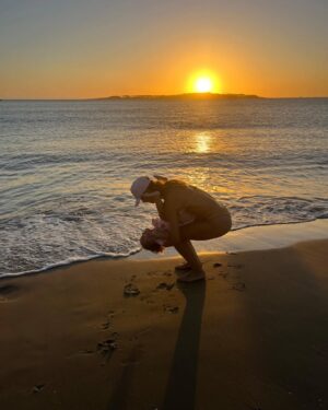 Andy Vila Instagram - Los mejores atardeceres que he visto están en 🇺🇾

ph @erikavfitness