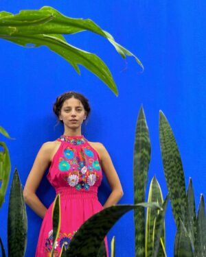 Angela Sarafyan Instagram - 🌺