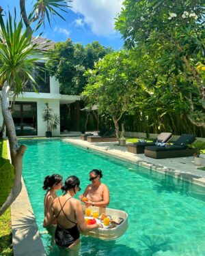 Angelina Cruz Instagram - more from bali 🪷
