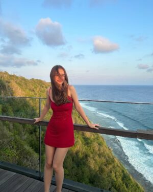 Angelina Cruz Instagram - a year end dump 🌠
