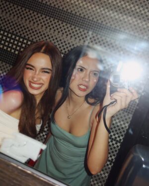 Angelina Cruz Instagram - 23 :)