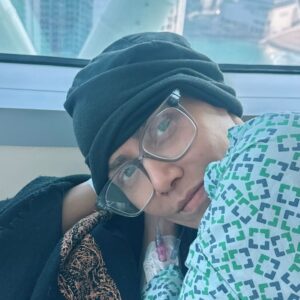 Angeline Malik Instagram - Thank you for your duas! 

Here’s Angeline’s first glimpse post-surgery. She’s grateful for your support—please continue praying for her speedy recovery.

#angelinemalik #angelinemalikofficial #recovery #cancerjourney