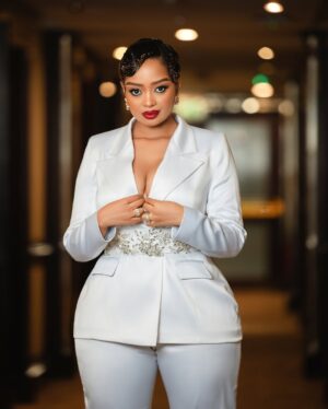 Anita Fabiola Instagram - Miss Uganda 2024 grand finale host. Look 1. It was a night to remember. 
Suit by @his_uganda 
MUA @glam_bykeith 
Hair @mbajja_sean 
Accessories @dolphincollection_ug 
📸 @samiezweddings
