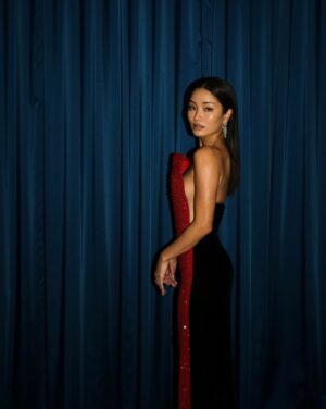 Anna Sawai Instagram - Thank you @sagawards for the best finale to our awards run. Thank you to my peers!!
I will miss you @shogunfx ♥️

Styled by @karlawelchstylist wearing @giorgioarmani @cartier 
Makeup by @yukari.makeup 
Hair by @anhcotran 
Bts photos @andiejjane 
Awards photos @shutterstocknow