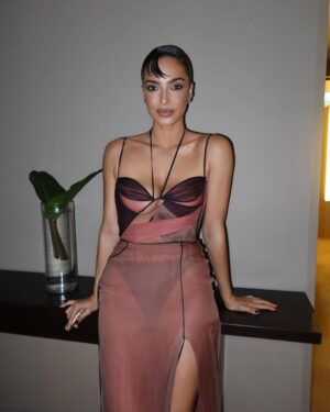 Anna Shaffer Instagram - always theeee funnest night of the year celebrating @bafta with @netflix @finchandpartners 🏹

@alinasamssonova using @lancomeofficial 
@jasongohhair 

📍 @editionlondon 

@kikikaur @kristinabodnar @supa.worldwide ♾️