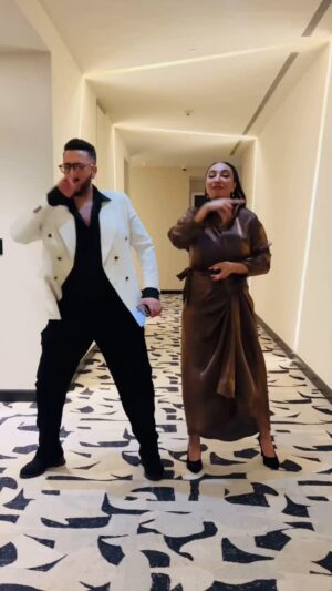 Anoushey Ashraf Instagram - Some fun between ALL the fun! 🤣♥️ 

@dinoaliofficial 

#trending #viral