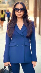 Actress Antoinette Lattouf HD Photos and Wallpapers March 2025