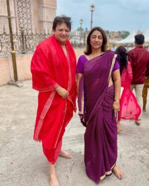 Anu Ranjan Instagram - A spiritual experience 🤗🤗
Aaj Pyare Darshan hue at Sri Mahakal Mandir , Kal Bhairav Mandir & Mangalnath Mandir 🙏🏻