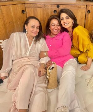 Anu Ranjan Instagram - Love Givers 🩷🩷