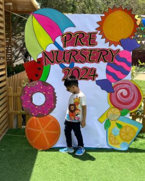 Anum Fayyaz Instagram - Little moments & special feelings 💕
-
#capturememories #yearendcelebration #prenursery #vicationmoodon😎