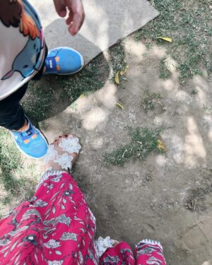 Anum Fayyaz Instagram - Little moments & special feelings 💕
-
#capturememories #yearendcelebration #prenursery #vicationmoodon😎