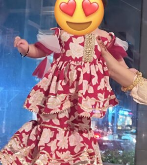 Anum Fayyaz Instagram - My angel 👼🏻♥️
Masha’Allah ♥️
Thank you @closetbyhira for this beautiful dress 🌸
-
#eid #redlove❤️ #mybabygirl