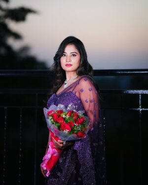 Anusha Rai Instagram - 💜🌟
Mua : @makeoverwith_punya_sujith 
Pc : @_rg__photography__ 
Styling : @chandangowda_official 
Hair ; @makeoverwithnalina_ramesh 
Jewels : @rentmyjewels 
.
.
.
#anusharai #purple #star #daali #reception #wedding #dhananjaydhanyata #mysore