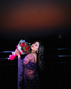 Anusha Rai Instagram - 💜🌟
Mua : @makeoverwith_punya_sujith 
Pc : @_rg__photography__ 
Styling : @chandangowda_official 
Hair ; @makeoverwithnalina_ramesh 
Jewels : @rentmyjewels 
.
.
.
#anusharai #purple #star #daali #reception #wedding #dhananjaydhanyata #mysore
