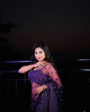 Anusha Rai Instagram - 💜🌟
Mua : @makeoverwith_punya_sujith 
Pc : @_rg__photography__ 
Styling : @chandangowda_official 
Hair ; @makeoverwithnalina_ramesh 
Jewels : @rentmyjewels 
.
.
.
#anusharai #purple #star #daali #reception #wedding #dhananjaydhanyata #mysore