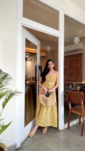 Apoorva Sharma Instagram - Fit from @saadgee.india that scream SUMMER 💛🍃🌼🌱

[ summer fit, summer dress, summer, floral dress, prints, fashion blogger, ootd ] #reels #reelitfeelit #reelsinstagram #explore #trendingreels