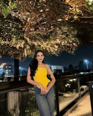 Apoorva Sharma Instagram - #HelloDecember 💛✨

📍 @mezo_jaipur