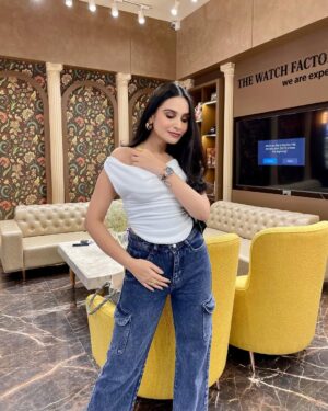 Apoorva Sharma Instagram - #Ad Discover the perfect selection of timepieces to accentuate your sense of fashion. Stay fashionable with @guess‘s distinctive watch selection🤍

@guesswatches @gcwatches #guess #guesswatches #gcwatches #luxurywatch #watch #guesswatch #fashionbloggers #indianblogger