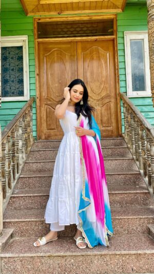 Apoorva Sharma Instagram - Sole searching complete with @vwalk123 👡

Sharing my favorites from @vwalk123 collection 
Recently I bought a couple of lovely footwears from them & absolutely loved their quality and that too at such an affordable prices. In case you guys are looking for footwears then you must checkout their page for more 🤍 #notsponsored 

Also available at @ajiolife @flipkart & @amazondotin 💙

[ footwear, footwear collection, fashion, style ]