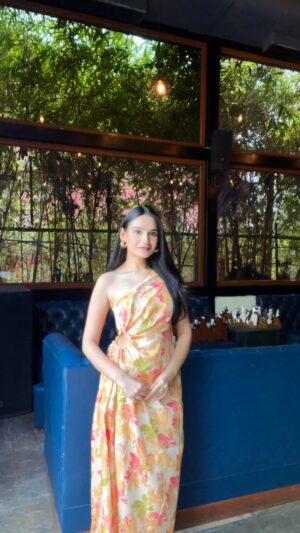 Apoorva Sharma Instagram - #GRWM ft. the Tuscany Maxi dress 
The only floral dress you need this season 🌞🏝️🌈🌸 

@houseofpri.in is the right choice this summer with beautiful colors & fabric ! 🧡
#summerstyle #floral #stylefashion #ootd #ootdfashion #dress #floraldress #reelindia #reelsinstagram #explore #explorepage