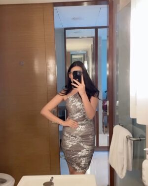 Apoorva Sharma Instagram - @styleanny_in 🤍✨

[ bodycon dress, western outfits, ootd, fashion blogger]