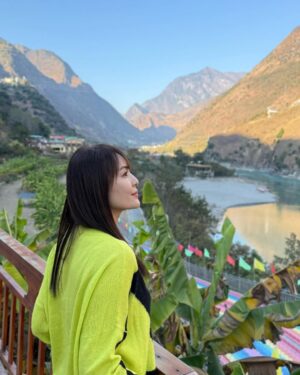 Apple Hong Instagram - “She is clothed with strength and dignity; she can laugh at the days to come.” – Proverbs 31:25 😊❤️

There were moments I doubted myself, but with God, I found strength. He reminds me that I am fearfully and wonderfully made, equipped for every challenge. To all the women chasing their dreams—trust in His plan, walk in faith, and never stop shining. 🌟☀️🌙😇

Happy Women’s Day!🌹

 #Proverbs31Woman #StrengthInGod #internationalwomensday #women #faith #wisdom