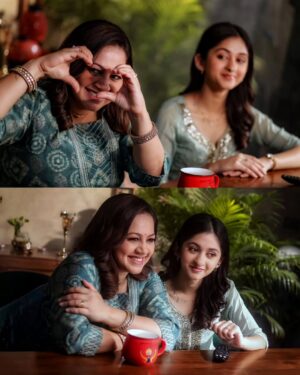 Archana Chandhoke Instagram - 📺𝐙𝐄𝐄 𝐓𝐇𝐈𝐑𝐀𝐈 𝐂𝐀𝐌𝐏𝐀𝐈𝐆𝐍🎬 𝐏𝐑𝐎𝐌𝐎 𝐏𝐈𝐂𝐒📸

Cast : @archanachandhoke @zaaravineet.offl 
Project Incharge : @abhinayaderick 
Production House : @ondemand_offl 
Production Design : @lightwritter
Creative Executives : @lightwritter @gregz_king 
DOP : @thallapathirathinam 
Line Producer : @vinoth4vin 
Script : @gregz_king @lightwritter 
Cuts : @jaijaiwish @bala_lilb 
Makeup : @makeupibrahim 
Hair Stylist : @hairstylists_vijayaraghavan 
Spot Editor : @gpradeep_editor 
Making Video : @karthick_dhanush28 
Production Manager : @dori_denesh 

#ZeeThirai #instapic #photooftheday #adshoot #photography #promoshoot #photograph #archana #zaaravineet