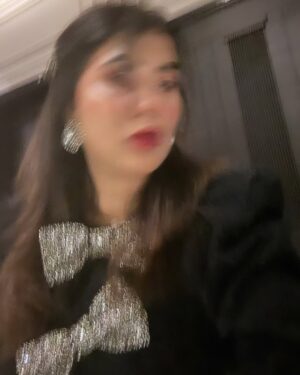 Areeba Habib Instagram - June 🫰🏻